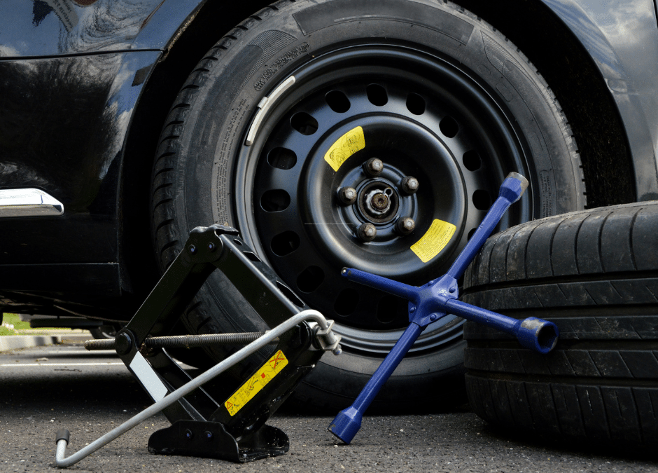 Fast and Reliable Tire Change Assistance at Fort Moore Towing Your Roadside Lifesaver! Fort Moore Towing